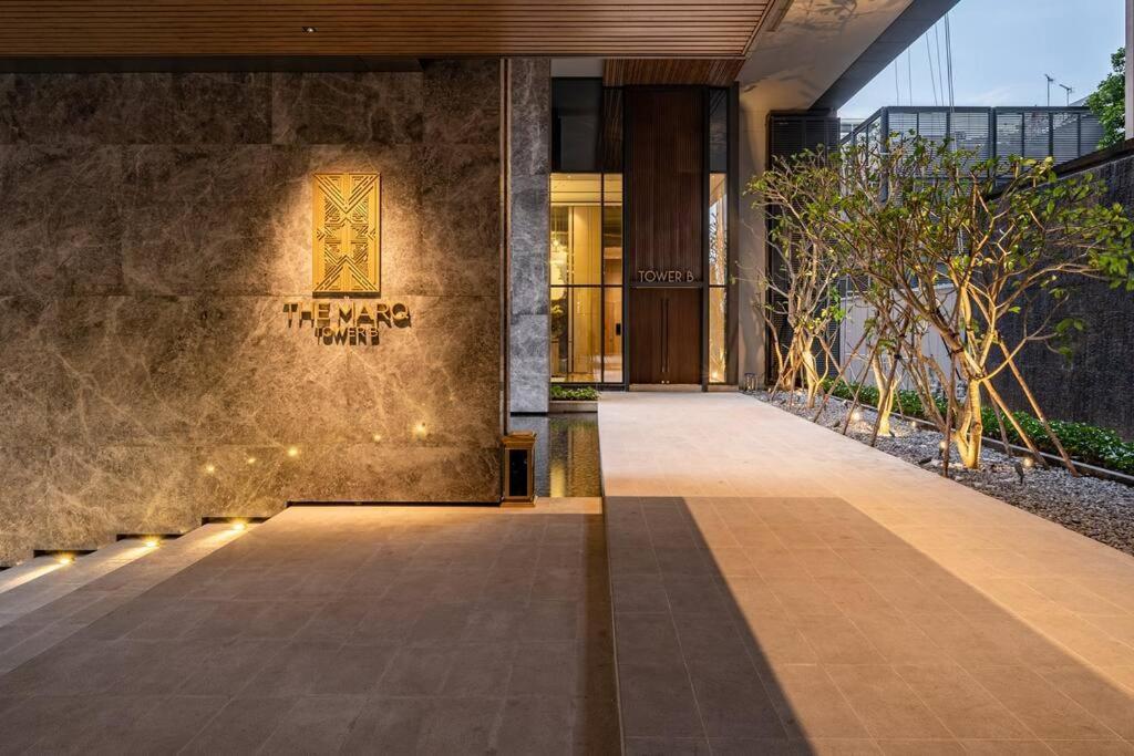 Căn hộ The Marq Luxury District 1 Hcmc 2masterbrs *